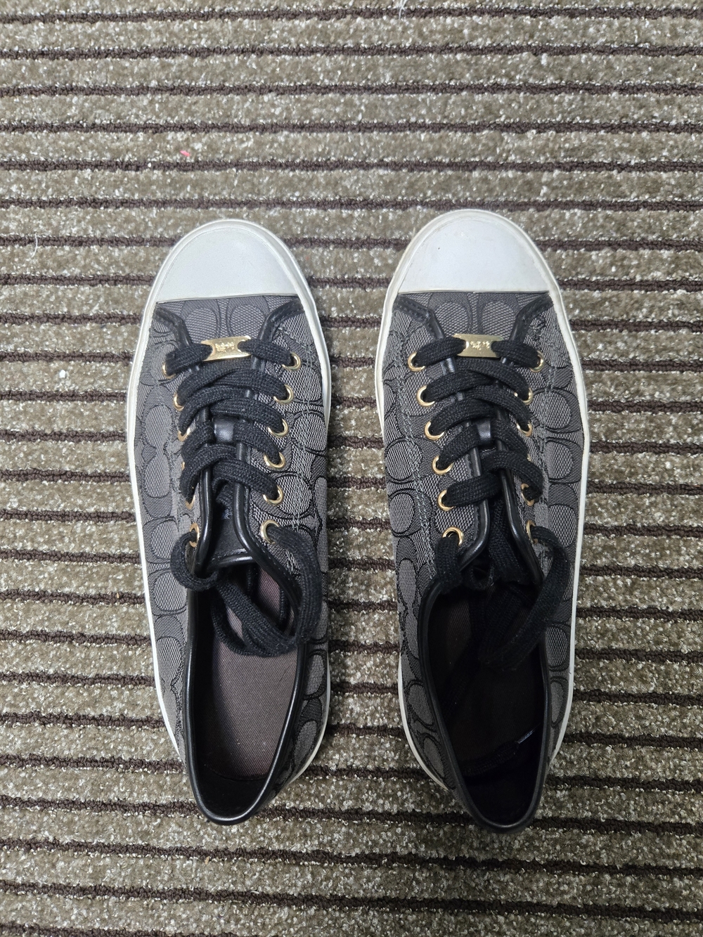COACH Signature Gray and Black Lace-Up Sneakers - Picture 5 of 6